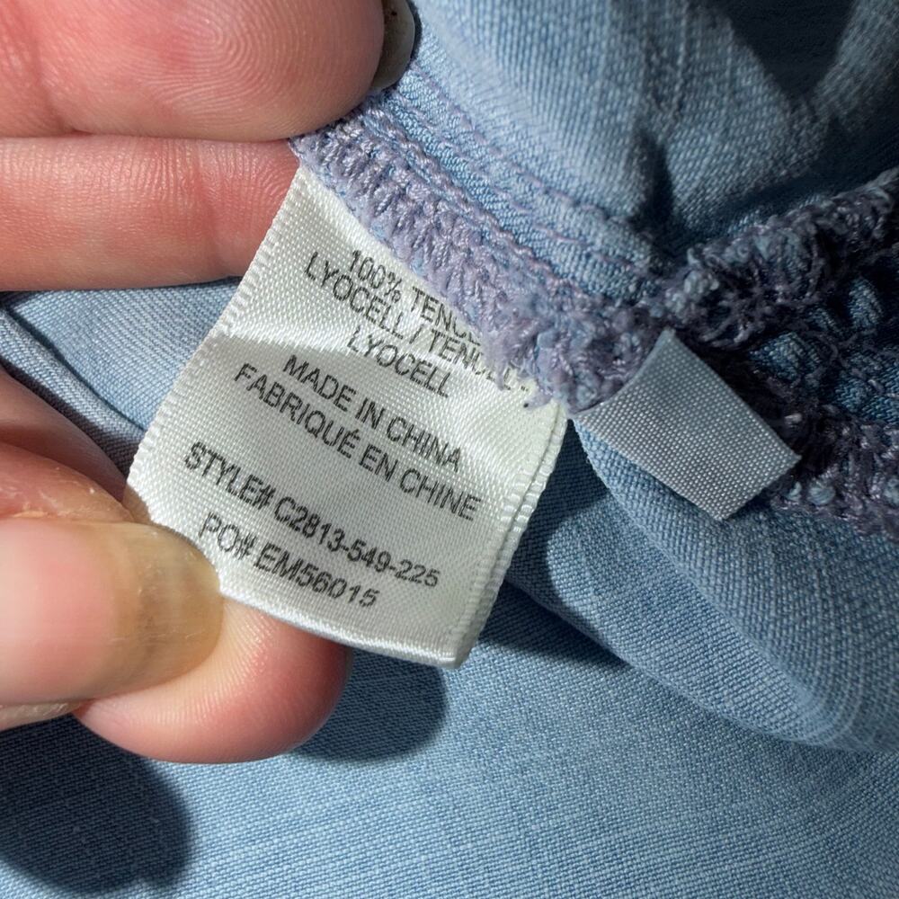 Bella Doll Lightweight Denim Soft Blue Button Up Long Sleeve Size Small - Picture 11 of 11